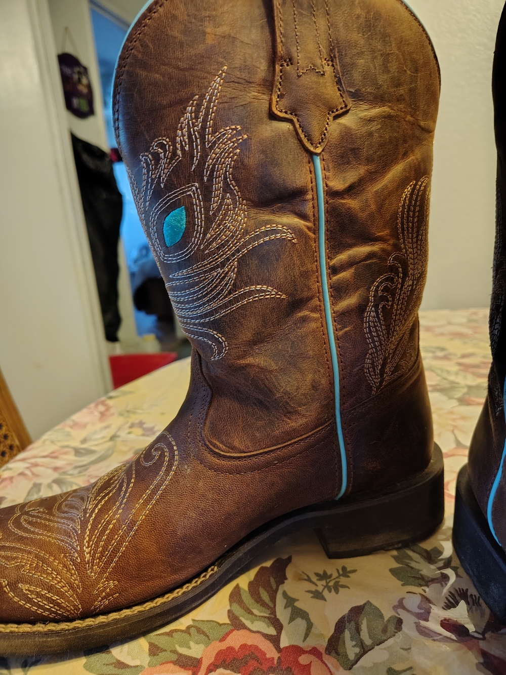 Brown Leather Western Boots with Turquoise Accents - Picture 4 of 10